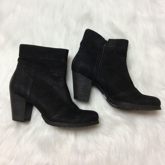 clarks black ankle boots